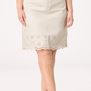 Plus Size Eyelet Denim Skirt