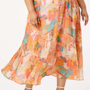 Plus Size Printed Flowy Maxi Skirt