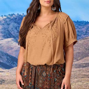 Plus Size Ruffled Vine Embroidered Top