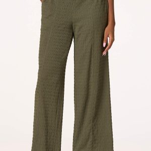 Textured Wide Leg Knit Pants