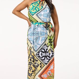 Plus Petite Twist Neck Patch Print Maxi Dress