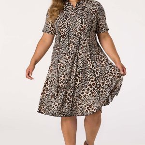 Plus Size Seamed Leopard Print Dress