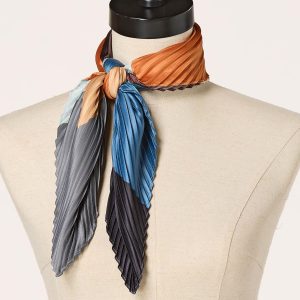Diagonal Pleated Neckerchief