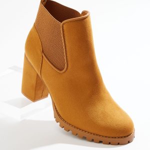 Side Gore Lug Booties