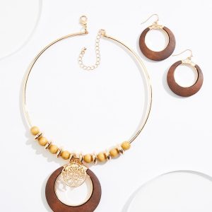 Wood Gold Circle Pendant Necklace Set
